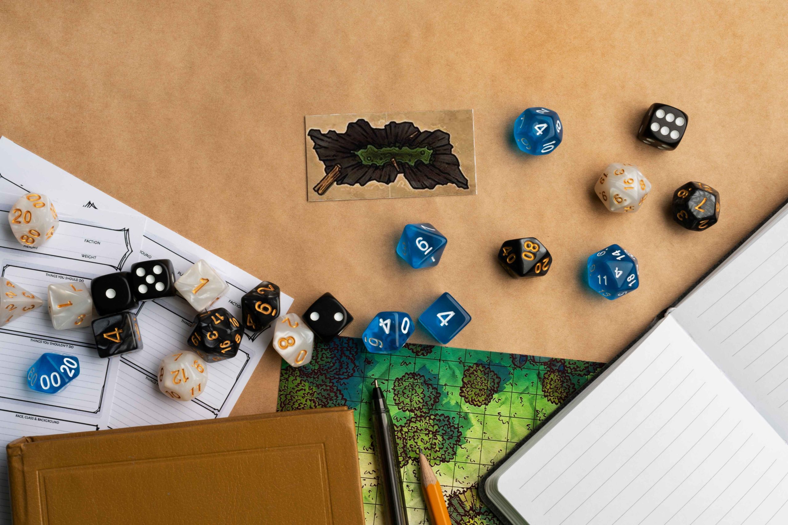 naturmort-karty-s-kubikami-11zon